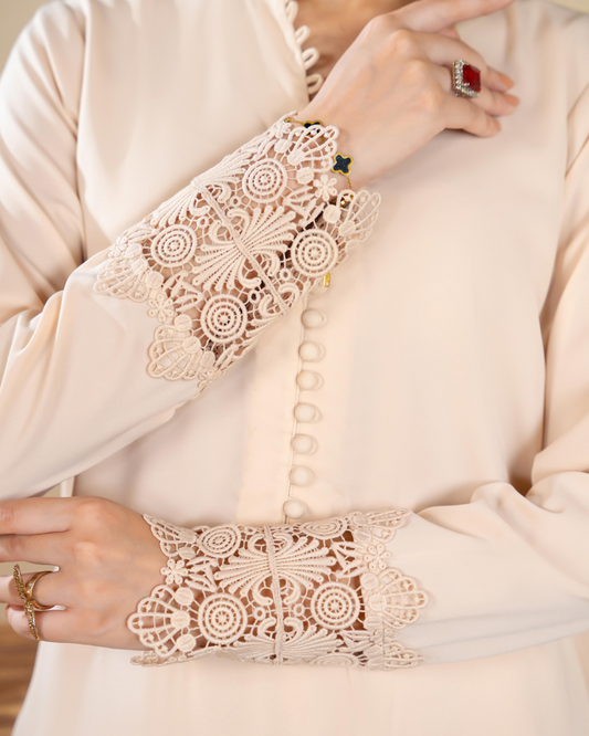 Chic Cream